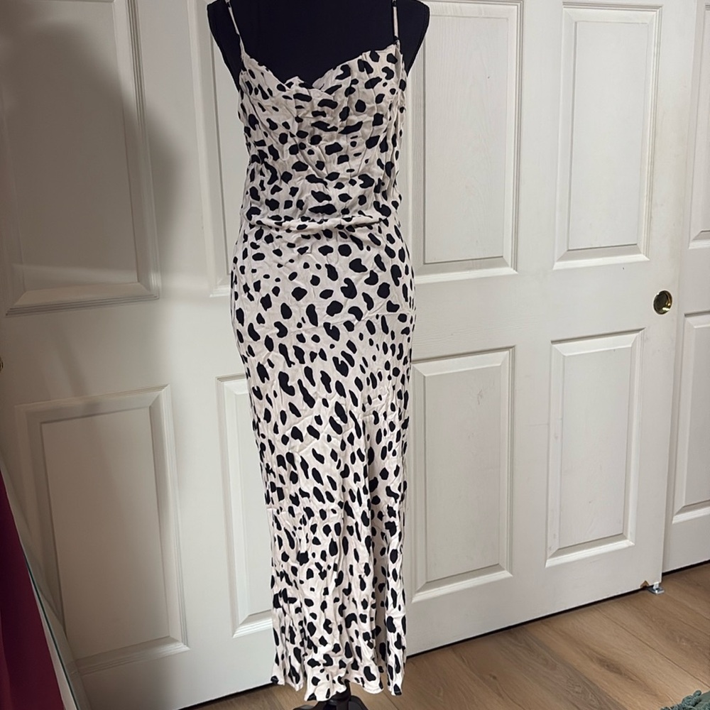 Vici 
Cowell neck maxi dress